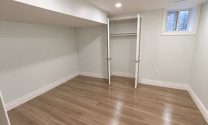 2 Bedroom 1 Bath Leg...