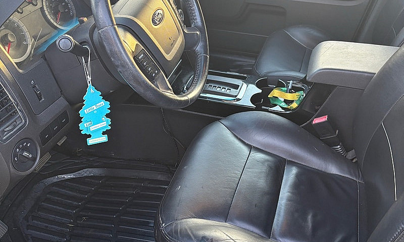 2008 Ford Escape...
