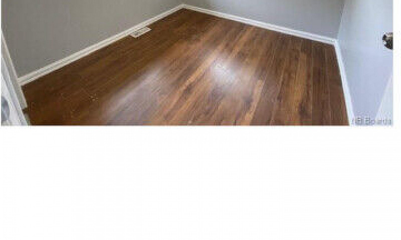 House For Sale - Mot...