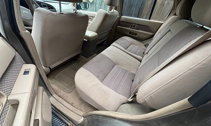 2002 Nissan Pathfind...