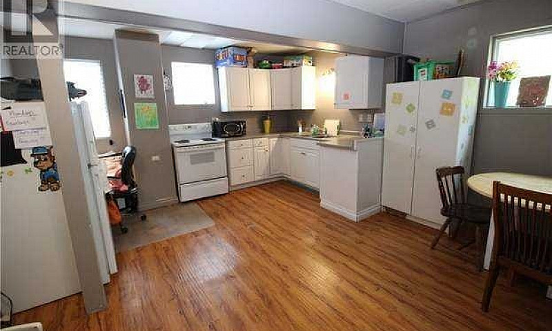 1 Bdrm Main Floor Of...