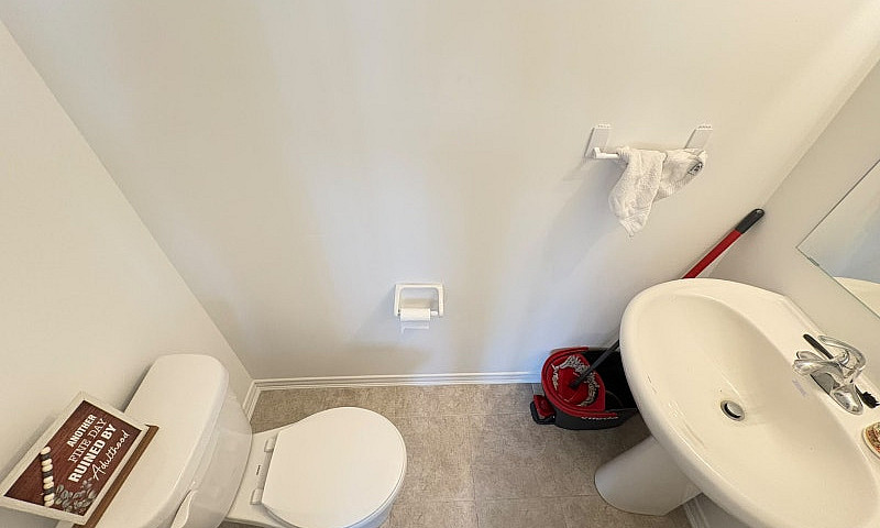 3 Bedroom Corner Tow...
