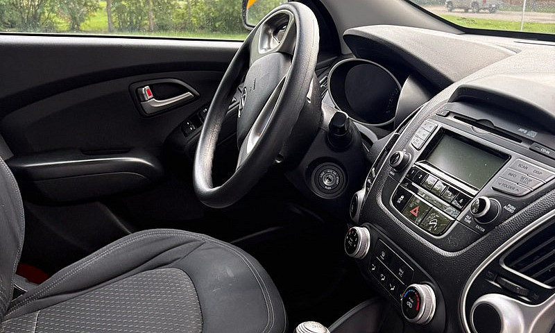 2012 Hyundai Tucson ...