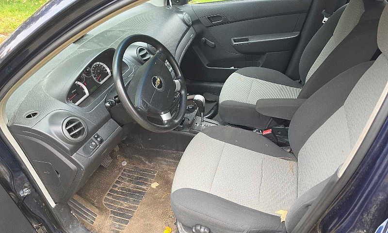 2011 Chevy Aveo...