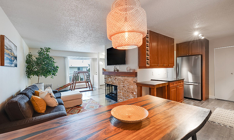 !!! Stunning Condo F...