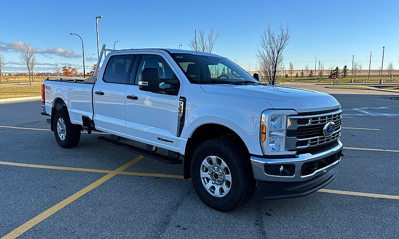 2024 Ford F350 Xlt, ...