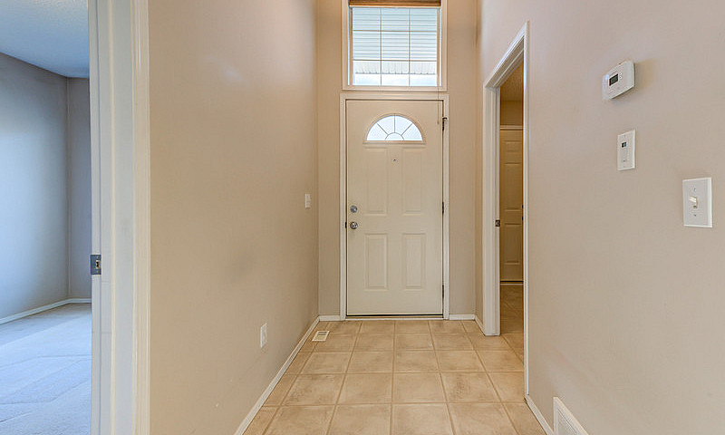 Charming 2-Bed Bunga...