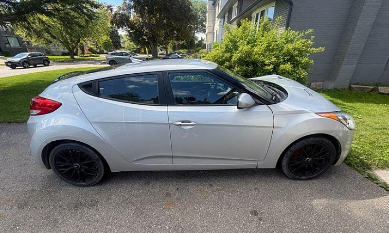 2014 Hyundai Veloste...