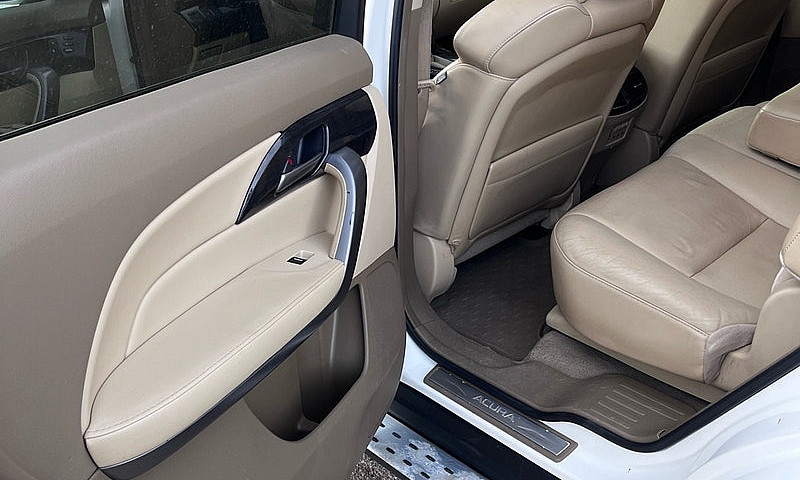 2009 Acura Mdx...