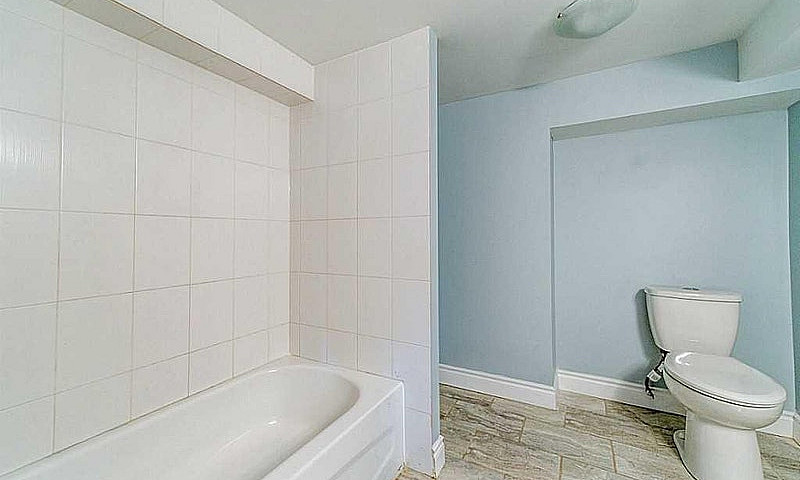 2 Bedrooms Basement ...