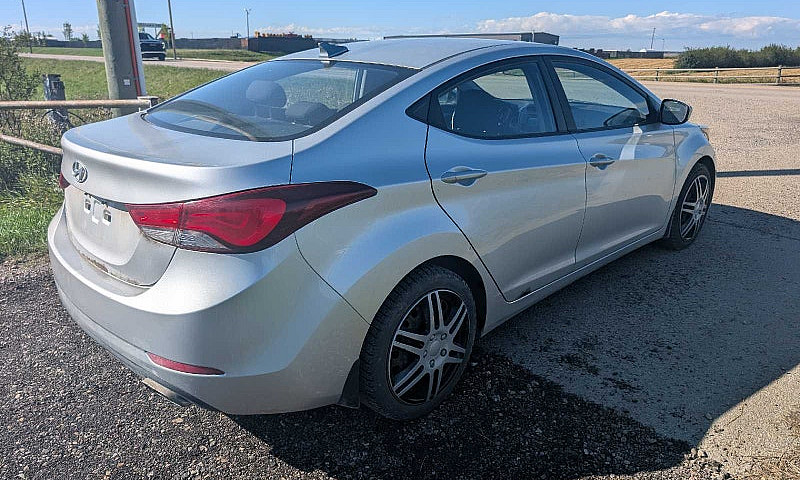 2016 Hyundai Elantra...