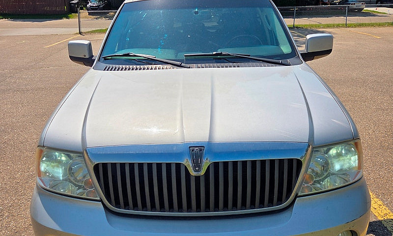 2003 Lincoln Navigat...