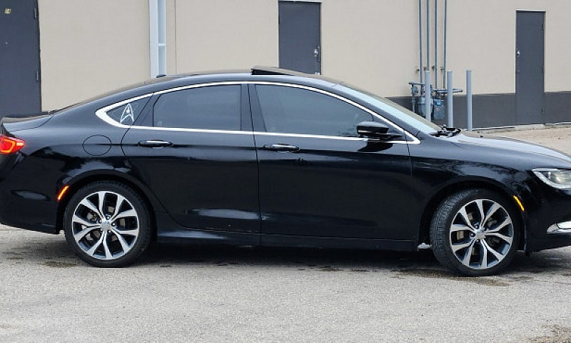 2015 Chrysler 200C V...