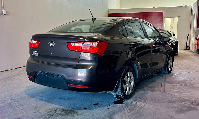 2013 Kia Rio Eco...