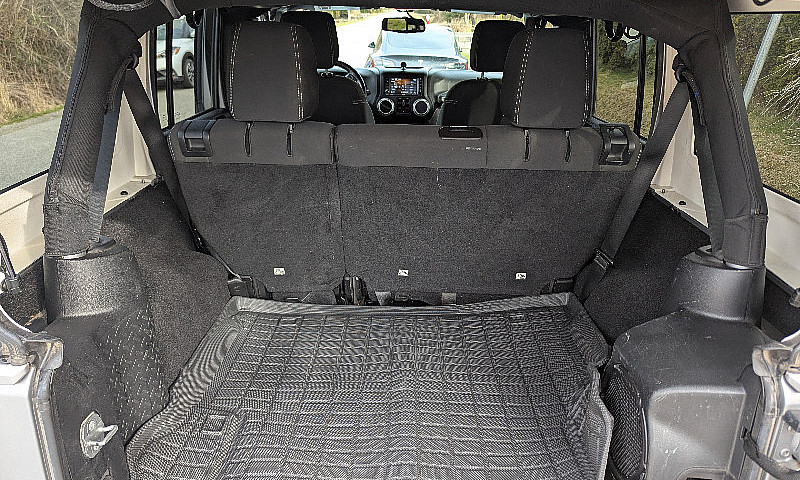 2014 Jeep Wrangler U...