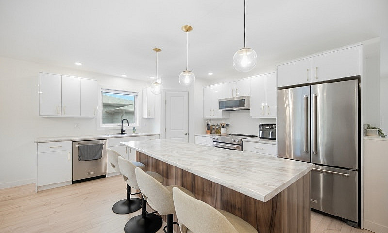 2 Beds 1 Bath...