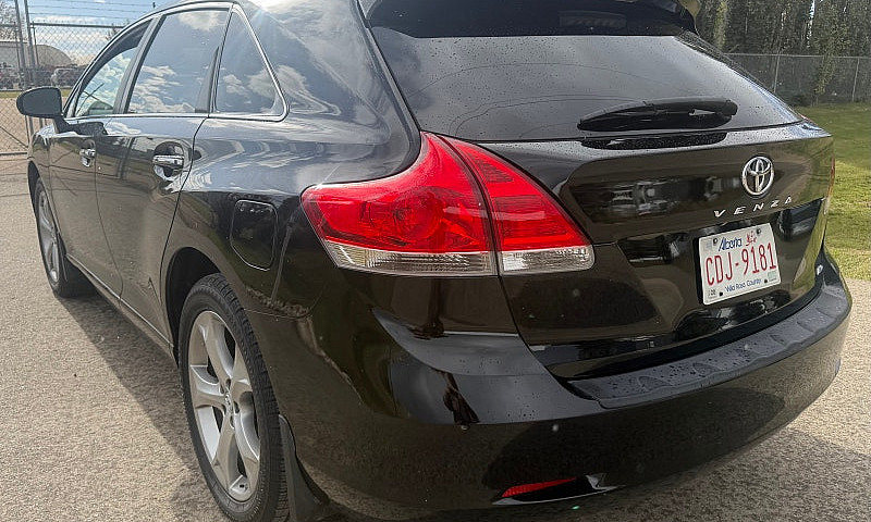 2009 Toyota Venza 3....