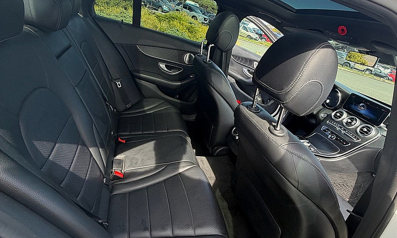 2019 Mercedes Benz C...