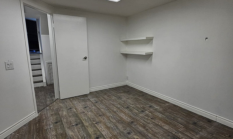 3Bed 1Bath -Basment ...