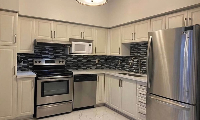 4 Beds 2.5 Baths - T...