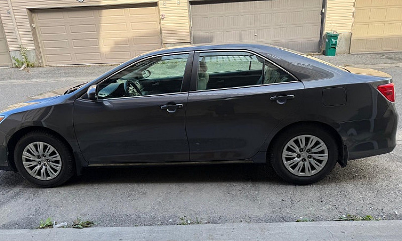 2012 Toyota Camry Le...