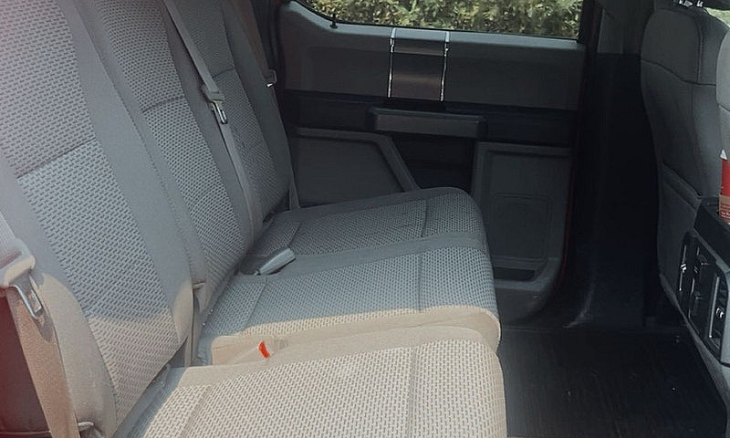 2015 Ford F150 Xlt...