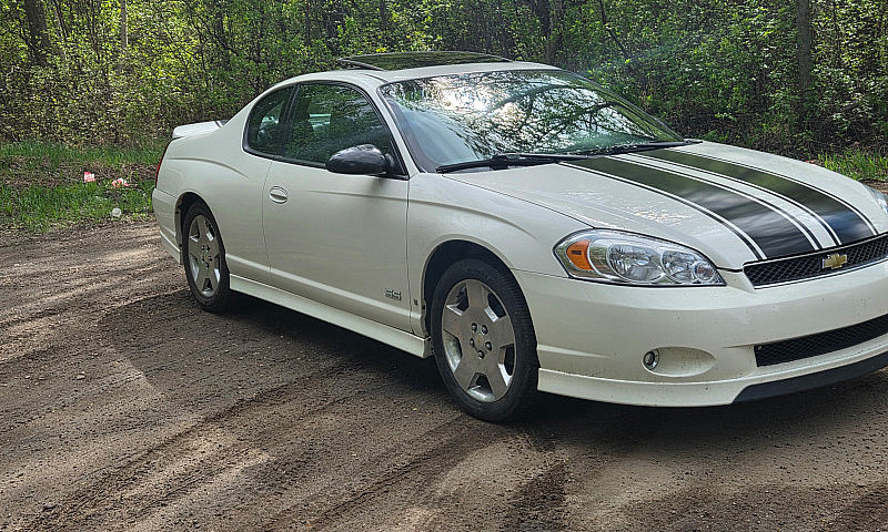 2007 Chevy Monty Car...