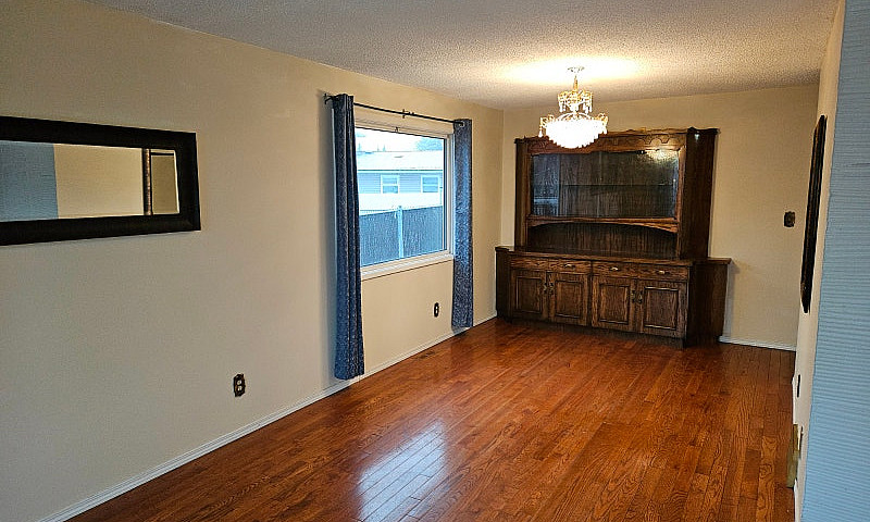 Large 5 Bedroom Bung...