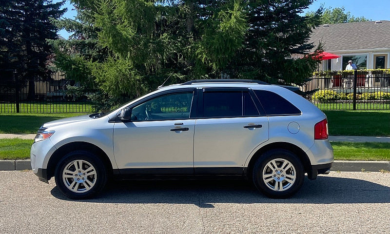 2011 Ford Edge...