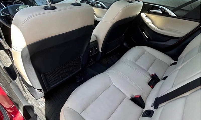 Infiniti Qx30 ...
