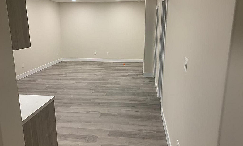 2 Bedroom Basement A...