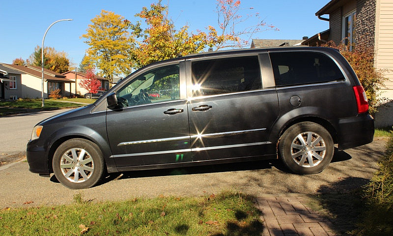Chrysler Town & Coun...