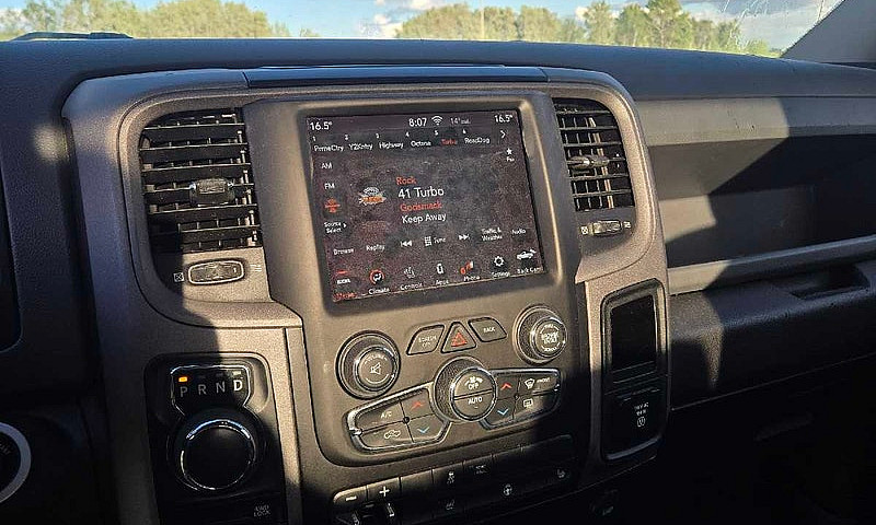 2020 Ram 1500 Classi...