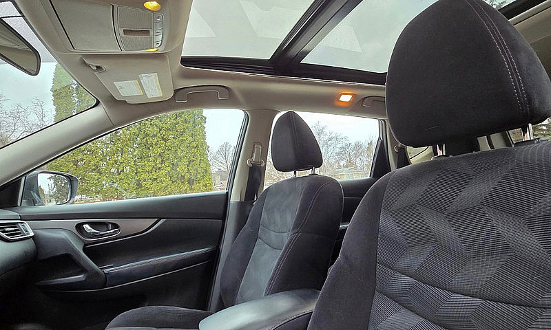 2015 Nissan Rogue Sv...