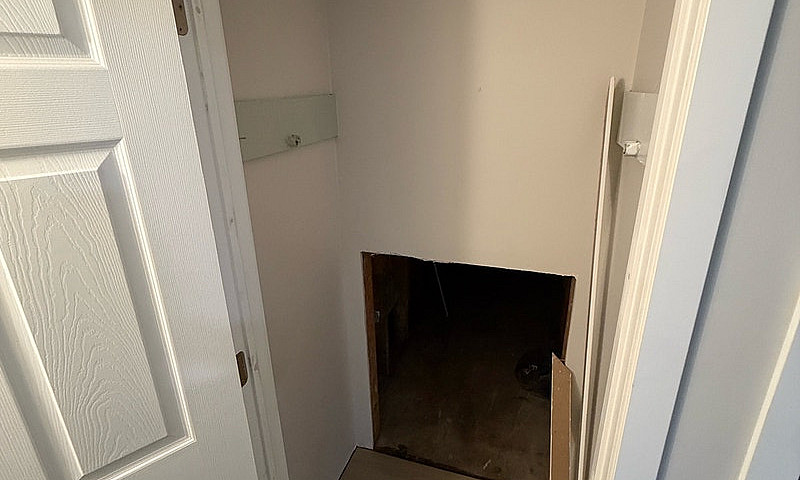 2 Bedroom Basement S...