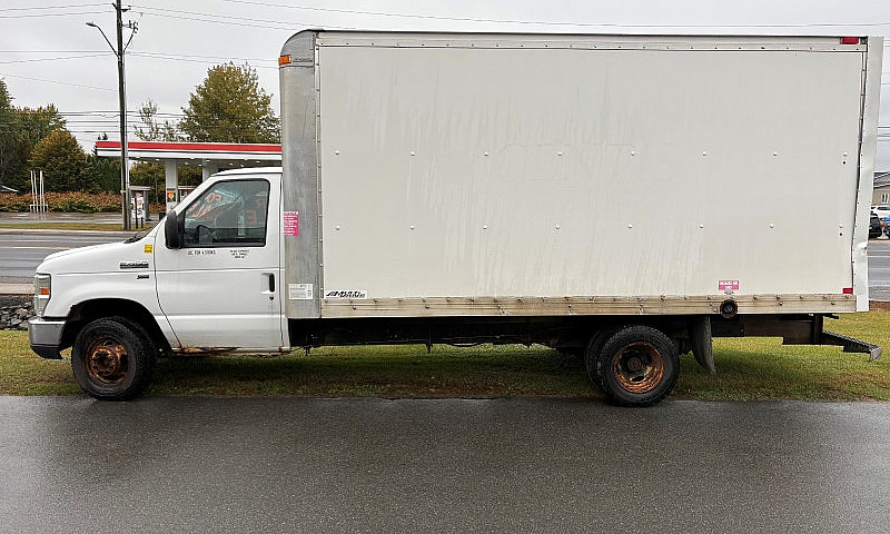 Ford E450 Cube Van F...