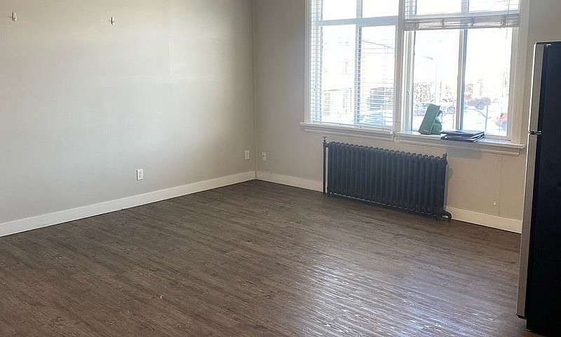 2 Bedroom, 1 Bathroo...