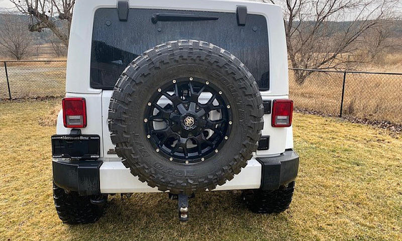 2016 Jeep Wrangler 4...