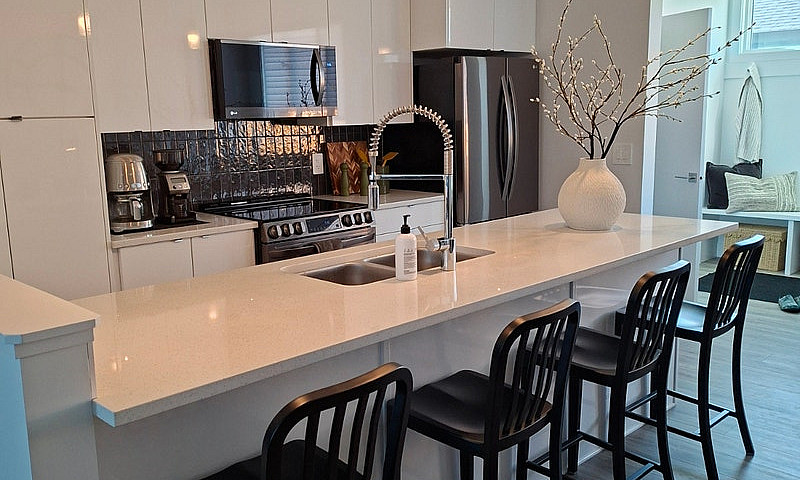No Condo Fees!  Perf...