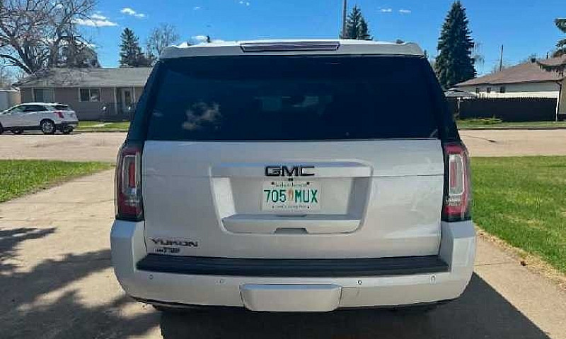 2019 Gmc Yukon Slt...
