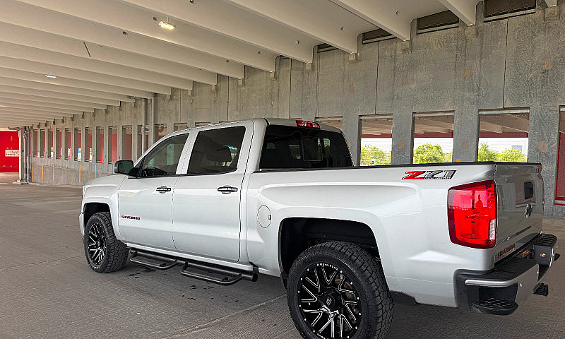 2018 Chevrolet Silve...