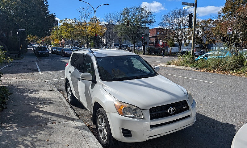 2012 Toyota Rav4 V6 ...