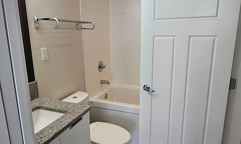 1 Bedroom Condo For ...