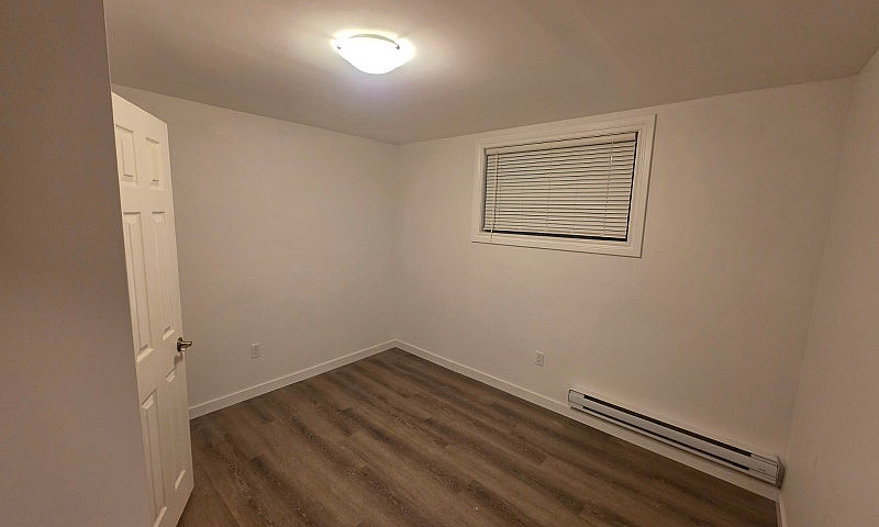 2 Beds 1 Bath Apartm...