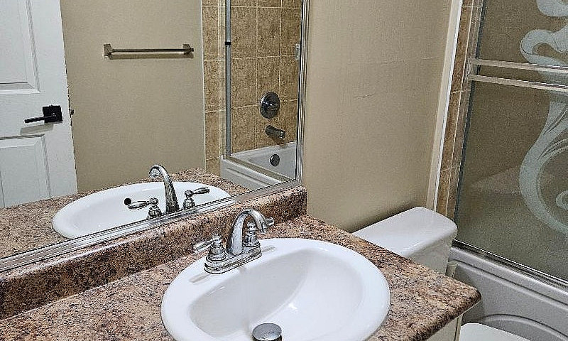 $1,800 / 2Br - 2 Bed...