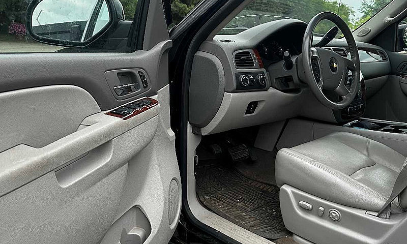 2013 Chevrolet Avala...