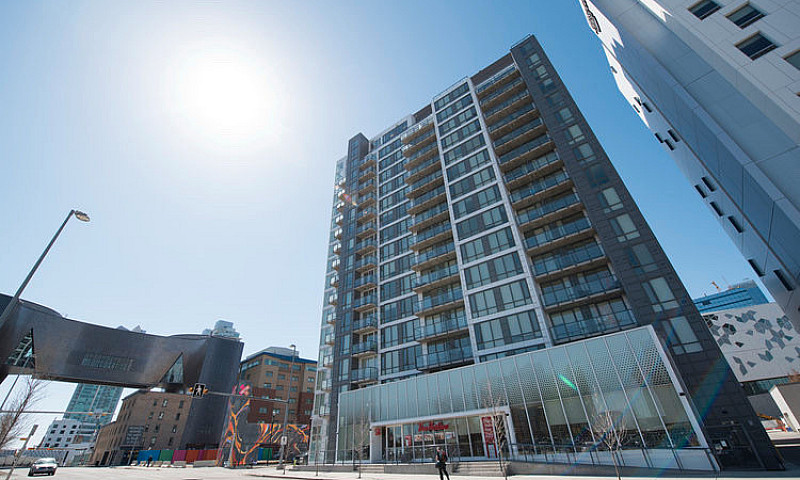 2 Bedroom Condo On H...