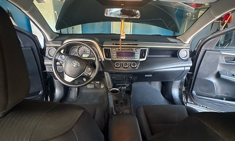 Toyota Rav4 2015...