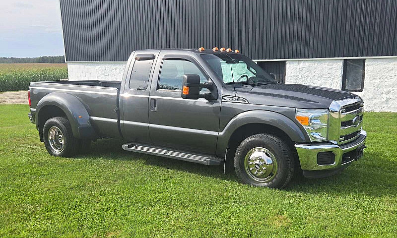 2015 Ford F350 ...