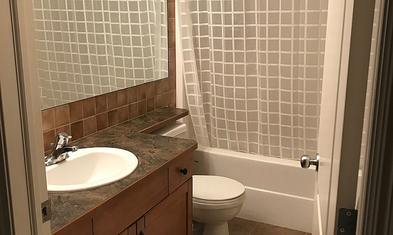 3 Bedrooms 2.5 Bathr...